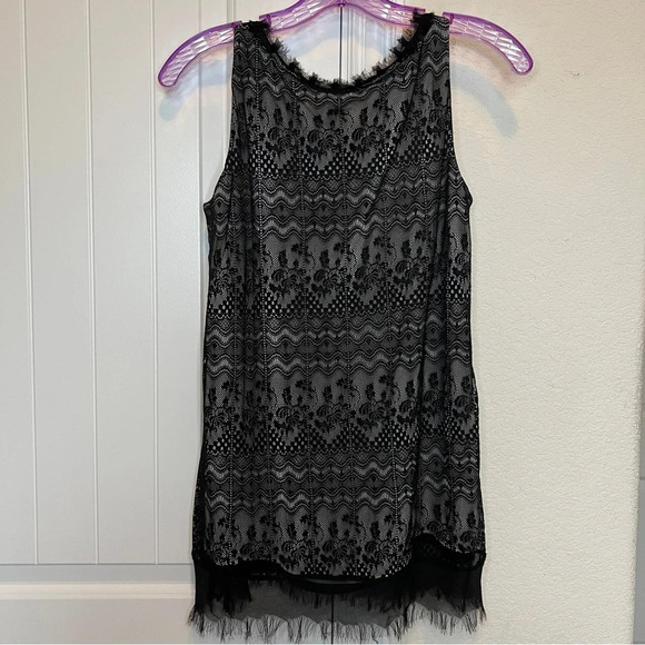 Cabi Emily 552 Lace Sleeveless Black Cream Overlay Floral Tank Top Blouse XSmall - Picture 4 of 7